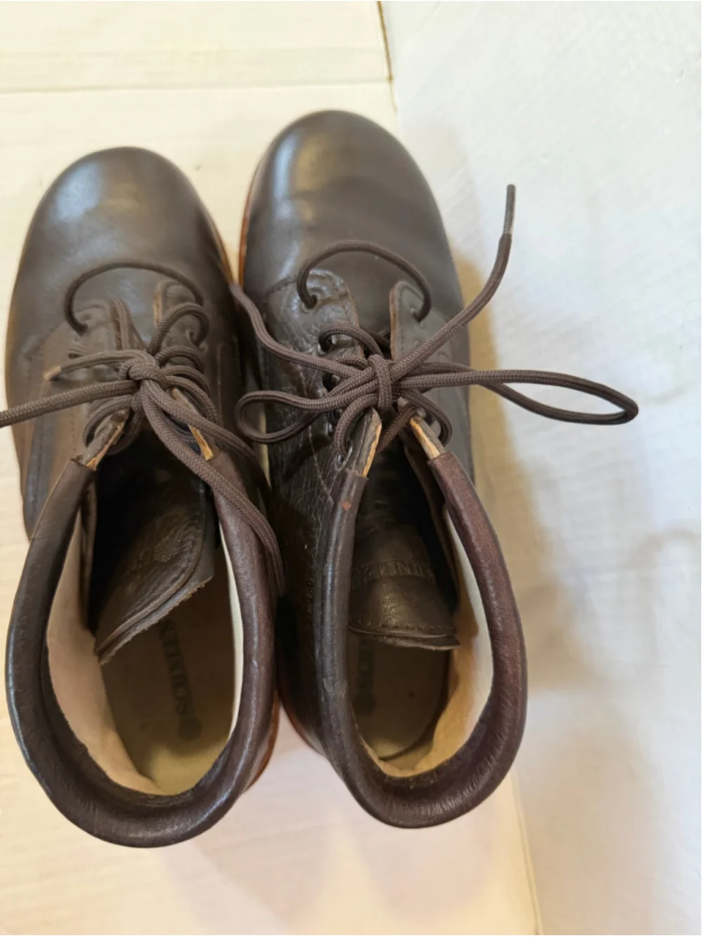 Schnee’s Made in Italy Dark Brown Leather Chukka Boots Vibram Lug Sole Men’s
